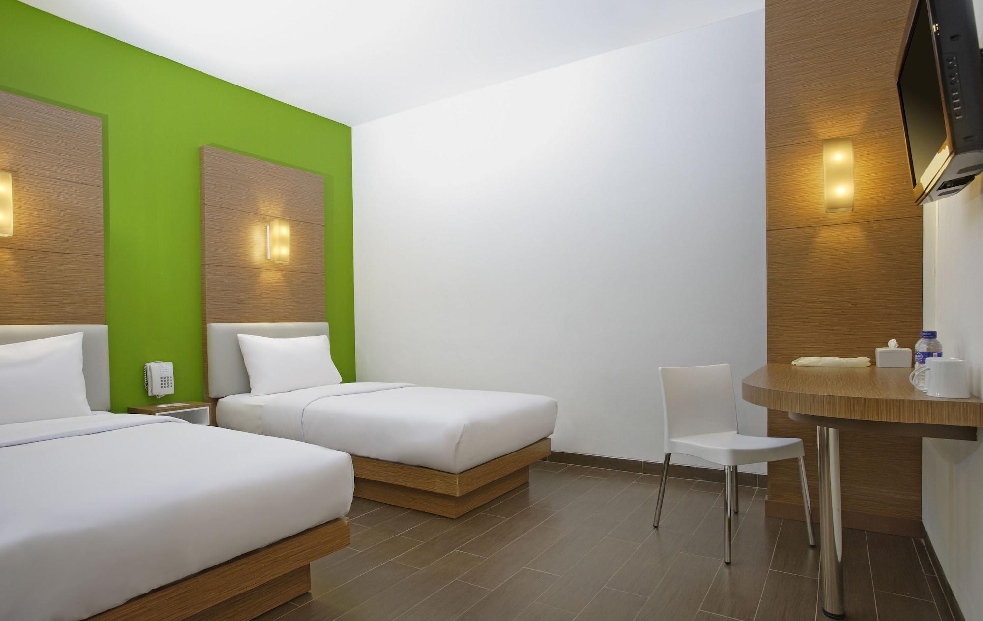 Amaris Hotel Cirebon Buitenkant foto