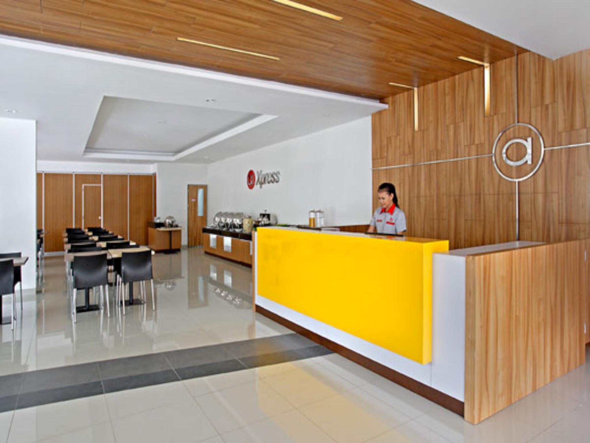 Amaris Hotel Cirebon Buitenkant foto